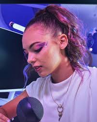 Brandi Iverson's Instagram, Twitter & Facebook