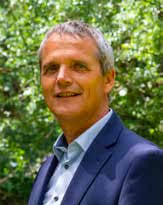 Een verbindende rol spelen en bruggen bouwen”