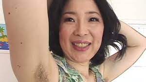 美女がワキ毛を伸ばした結果・脇毛チャレンジ The result of a beautiful woman stretching her armpit  hair - YouTube