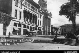 Antiguo Palacio Episcopal Y La Catedral 1957 Biblioteca Departamental Jorge Garces Borrero Santiago De Cali Cali Fotos Historicas