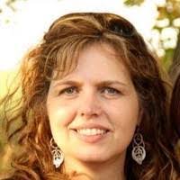 Meredith Potter's Instagram, Twitter & Facebook