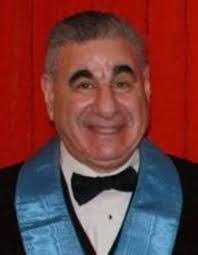 Maxwell Benjamin's Instagram, Twitter & Facebook