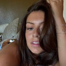 Ella Palen🧸 (@ellapalen)