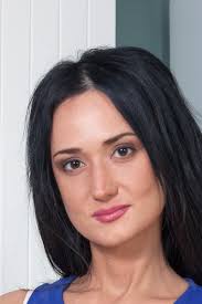 Angie Moon's Instagram, Twitter & Facebook