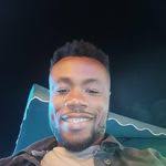 Edosa Efe's Instagram, Twitter & Facebook