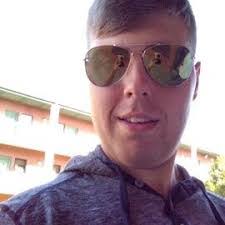 Aaron Effinger's Instagram, Twitter & Facebook