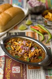 Made from quality garlic cloves that's perfect for meals. 48 Misal Usal Ideas Indian Noodles Coriander Cilantro Bread Toast