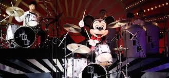 ボード mickey のピン