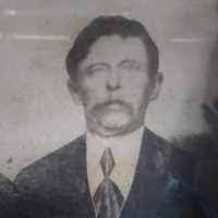 Carmine Guido's Instagram, Twitter & Facebook