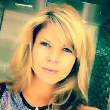 Cara Carr's Instagram, Twitter & Facebook