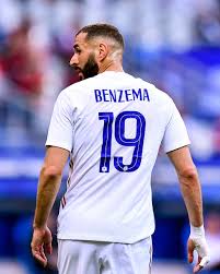 Sus mejores goles, imágenes, declaraciones y vídeos en as.com. Karim Benzema Benzema Twitter