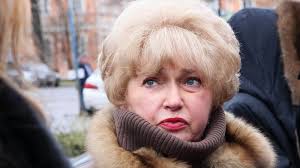 Старуха-мать с коронавирусом»: Нарусова отругала Собчак за ре...