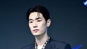 Park Seo-ham's Intense Debut in Disney+ Historical Drama Captivates