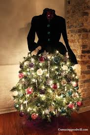 I saw pictures of them online last year and thought they looked so cool and beautiful. Mannequin Christmas Tree