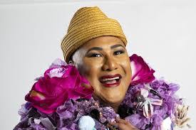 Courtney Comer's Instagram, Twitter & Facebook