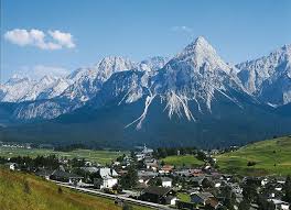 Immersioni tennis squash golf (a meno di 3km) consenti al deposito di cookie di accedere a queste recensioni dei clienti. Bus Team Sauerland Lermoos In Tirol