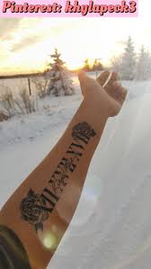 With Clock And Compass Instead Of Roses With Quote Right Time Right Place Inside The Roman Numeral Date Baby Tattoos Mom Tattoos Tattoos