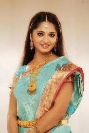 Heroine Anushka Latest Photos In Stylish Saree Tamilscraps Com Anushka shetty in traditional saree | anushka shetty. heroine anushka latest photos in