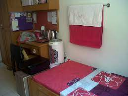 Very convenienced for the dwellers since it's located near to the ptsl and kiosk. Kolej Aminuddin Baki Ukm