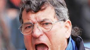 Zezadu se útočí líp, míní Dejmal