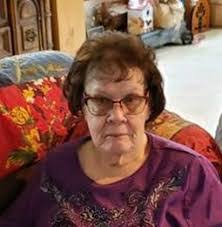 Carolyn Sturdevant's Instagram, Twitter & Facebook