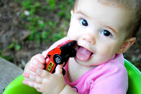 The Rosy Life: Hello Summer Fun (DIY Sensory Board)