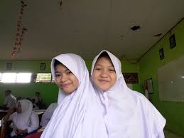 Terkadang, penting bagi guru untuk menghargai usaha dan kerja keras siswa yang mengerjakan tugas dengan jujur dan mandiri. Contoh Kesan Dan Pesan Untuk Madrasah Sekolah Brainly Co Id