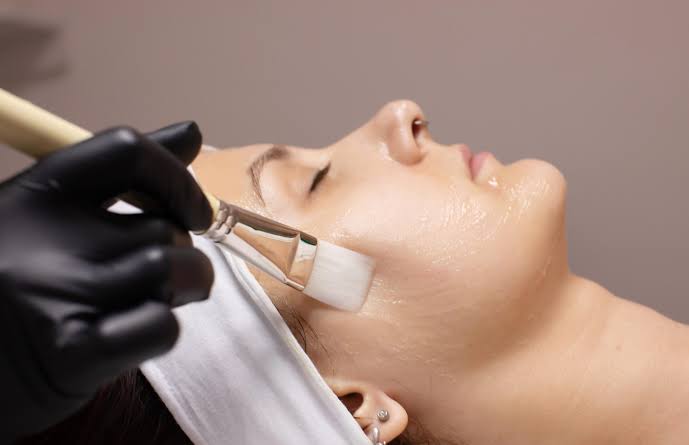 Top Clinics Offering Personalized Skincare Treatments in Dubai