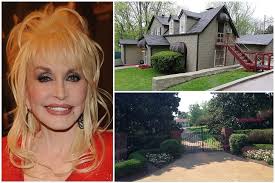 Stars Who Live in Houses More Luxurious Than Any A-List Celebrity