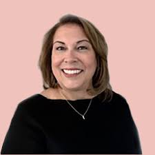 Kerri Costa's Instagram, Twitter & Facebook