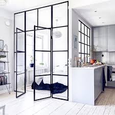 Nu berättar artisten om varför han inte ville bo i sin lägenhet på ett helt år. So Nice Sovrum I Vardagsrummet Renovering Lagenhet Studio Inredning