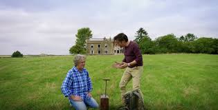 1,000 acres, a few sheep, wheat, barley, rape. Jeremy Clarkson Plans To Build Mansion With Basement Cinema And Party Barn On Site Of Cottage He Blew Up On The Grand Tour