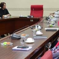 Hearing aid from economic to digital, katil hospital bed from economic, single fowler, double fowler to deluxe abs head and foot, electric high low hospital. Utama