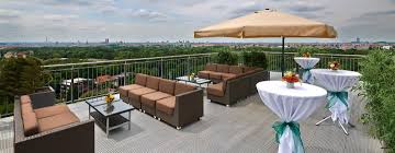 It has 551 rooms including 46 suites. Hilton Munich Park Hotels In Munchen Englischer Garten Munchen Englischer Garten Hotel Munchen Englischer Garten