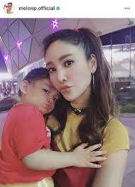 ผู้จัดการ 'แตงโม นิดา' ยัน 'น้องอีสเตอร์' เป็นลูกตัวเอง ไม่ได้เกิดจากการอุ้มบุญ. à¹à¸•à¸‡à¹‚à¸¡ à¸£ à¸šà¸¡ à¸¥ à¸à¹à¸¥ à¸§à¸Š à¸§ à¸•à¹€à¸›à¸¥ à¸¢à¸™ à¹€à¸œà¸¢à¸à¸¥ à¸§ à¸™ à¸­à¸‡à¸­ à¸ªà¹€à¸•à¸­à¸£ à¹€à¸¥ à¸¢à¸™à¹à¸šà¸šà¸žà¸¤à¸• à¸à¸£à¸£à¸¡ Daradaily