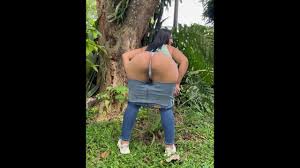 Slut Latina Shake Big Ass Naked in Colombian Public Park, Caught on Cam by  Neighbours - Pornhub.com