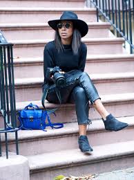 This casual and comfy outfit version is perfect for staying. Black Sweatshirt Outfits For Women 29 Ideas Outfits Lookastic