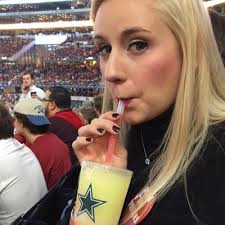 Bailey Lutz (@baymichelle18)