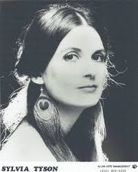 Peter Mestre's Instagram, Twitter & Facebook