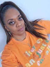 Tonya Riggins's Instagram, Twitter & Facebook