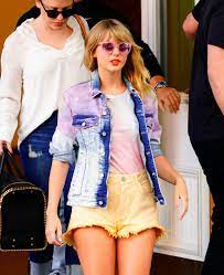 Taylor swift wearing ballet flats (17 of 33). Pictures Of Taylor Swift In Tight Blue Jeans Jennifer Lopez In Tight Jeans Out In New York 3006 Taylor Swift Shimmied Into Lax To Take A Flight To London