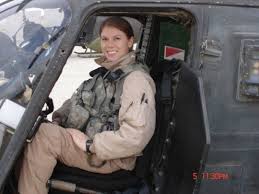 Warrant Officer Amber Smith U S Army Helicopter Pilot Her Sister Lacey Is An Army Helicopter Pilot And Her Sister Ke Kiowa Warrant Officer Close Air Support