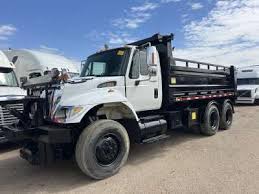 International 7500-SFA-6X6-2004 Cab & Chassis Truck