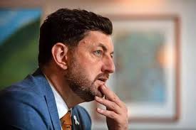 Former Edinburgh council leader 'welcomed back' by Labour group as he  attends full council