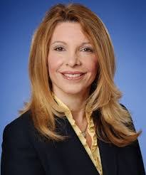 Lisa Lombardo's Instagram, Twitter & Facebook