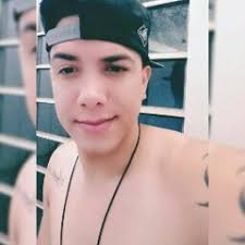 Listen to 07. John Bory