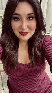 Vanessa Puente's Instagram, Twitter & Facebook