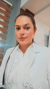 Nicaragüenses varados en Panamá podrán salir en caravana humanitaria La  directora provincial de Migración en Chiriquí, Iris Correa, aseguró que los  más de 135 ciudadanos nicaragüenses que están varados en Panamá, en