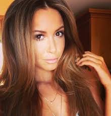 The 60 richest actresses in 2021. Mandy Capristo Photo Mandy Capristo Hair Styles Hair Beauty Hair Color