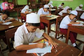 Nah, kita tentu harus punya strategi jitu untuk mengerjakan soal ujian bahasa indonesia. 5 Strategi Menghadapi Ujian Bahasa Indonesia Educenter